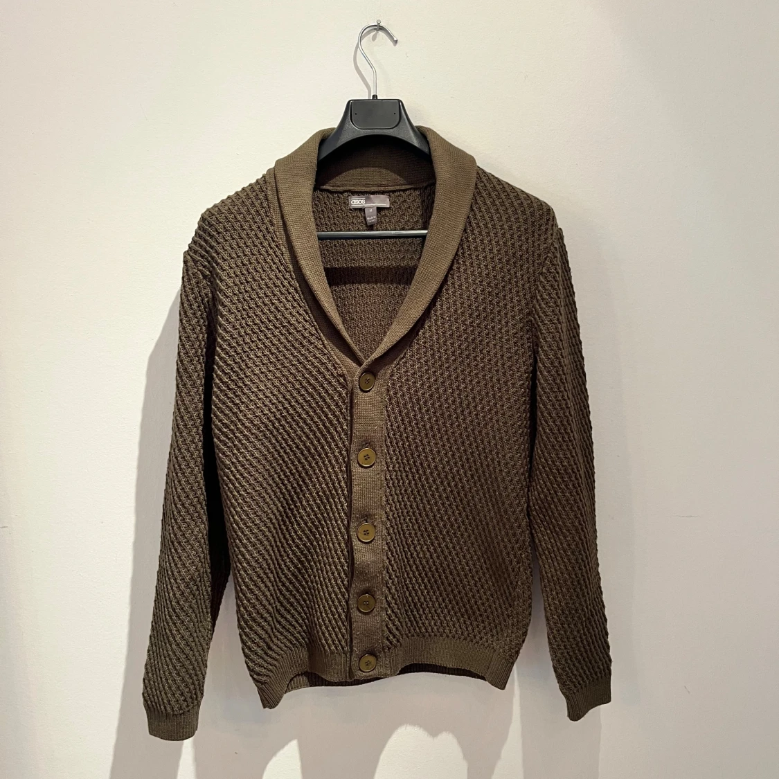 Militärgrön stickad kofta från ASOS