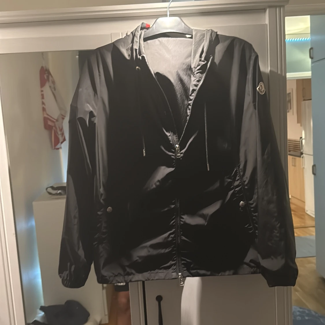 Svart vindjacka från Moncler - 2