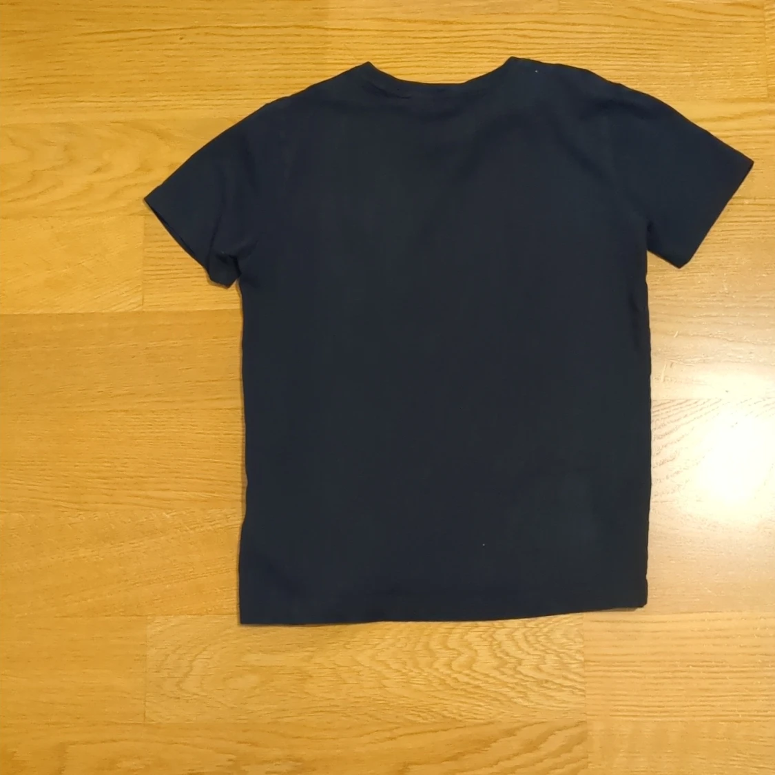 Mörkblå GANT t-shirt med logga - 1