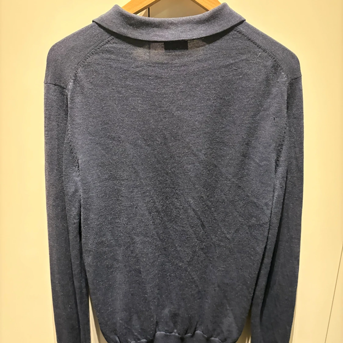 Mörkblå pikétröja från John Henric storlek S - 2