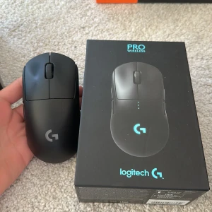 Logitech gaming mus - PRO wireless gaming mus, Bluetooth. En av dem bättre mössen som finns.