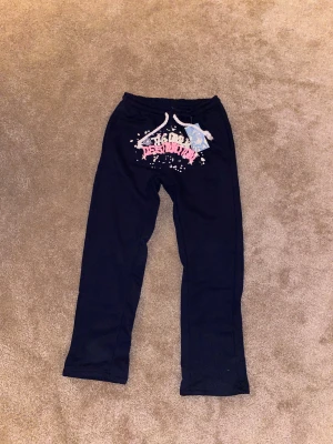 The only destantion gravity grab! - Limted edition byxor fanns bara ett få tal under droppet lyckades få mina händer på dom!