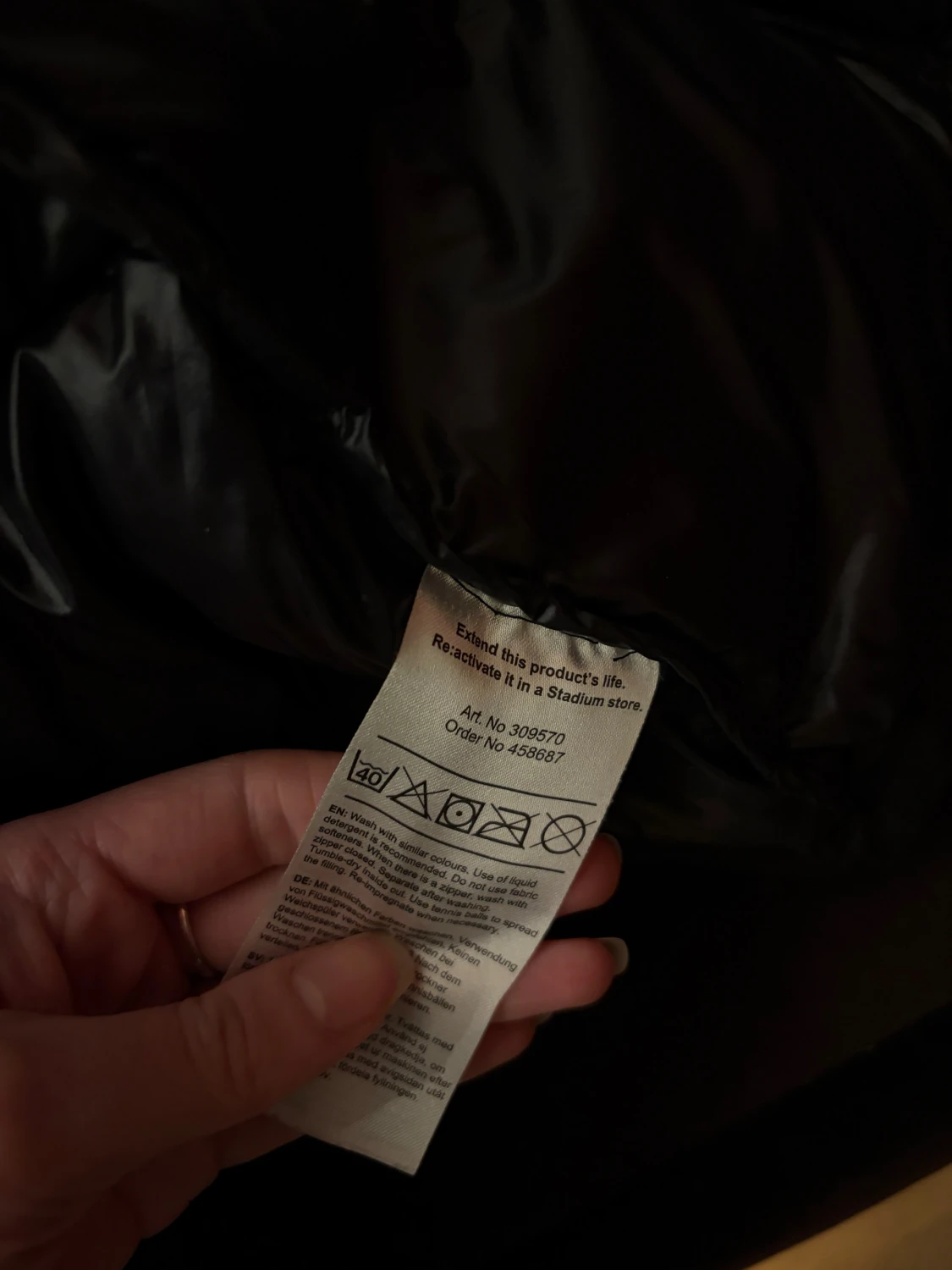 Svart pufferjacka från Everest - 4