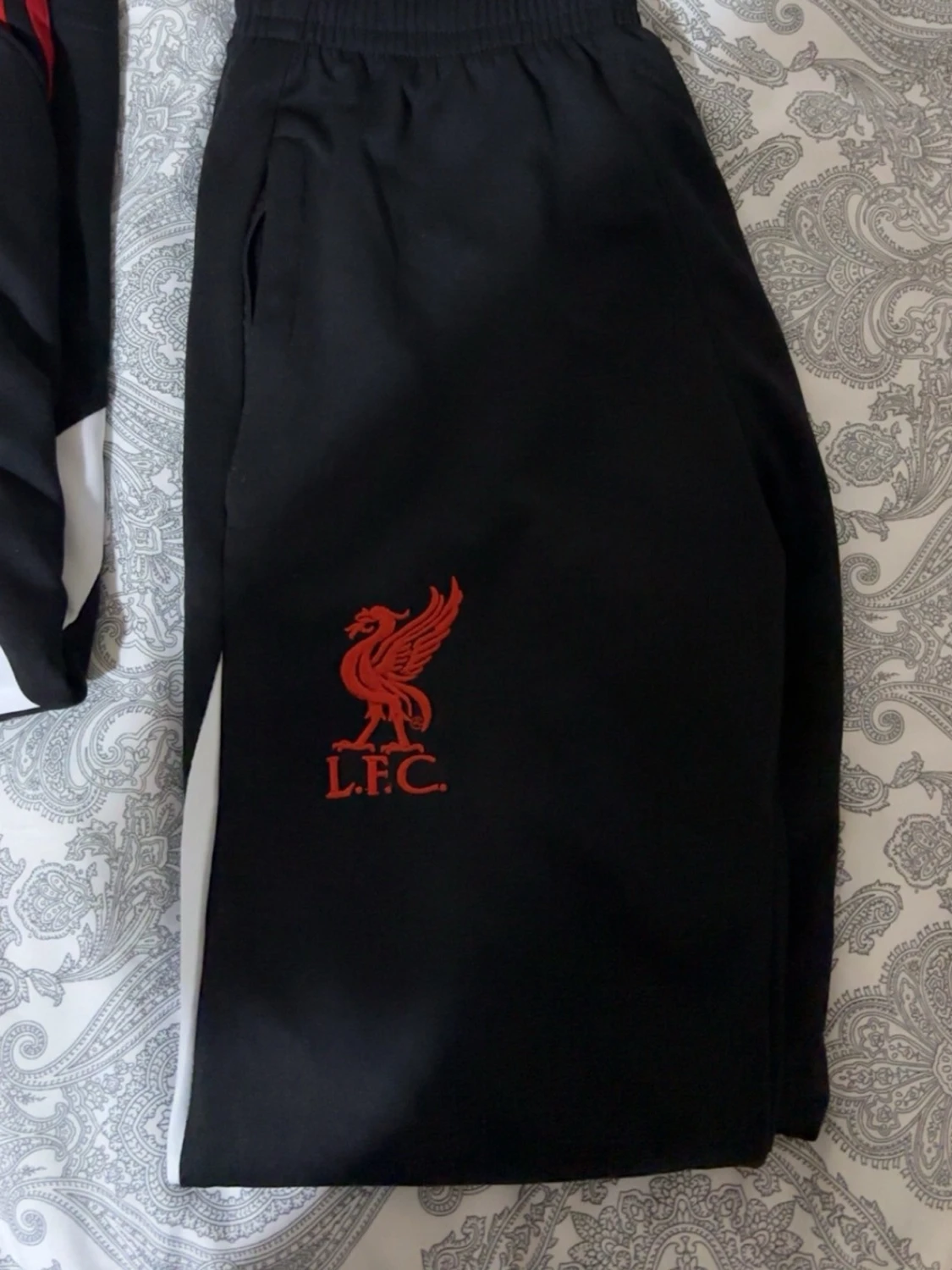 Liverpool tränings kit  - 3