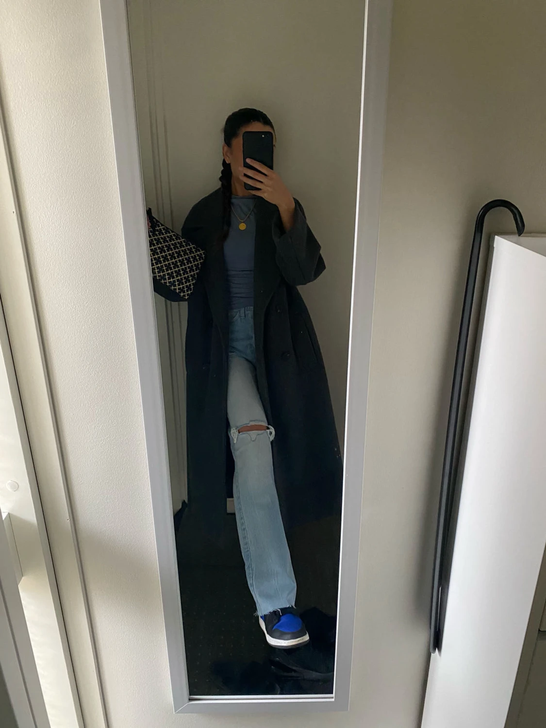 Mörkgrå lång kappa - 1