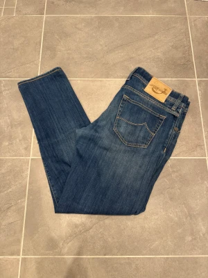 Jacob Cohën 622 comfort  - Ett par snygga byxor från Jacob Cohën i storlek W34 i modellen 622 Comfort 