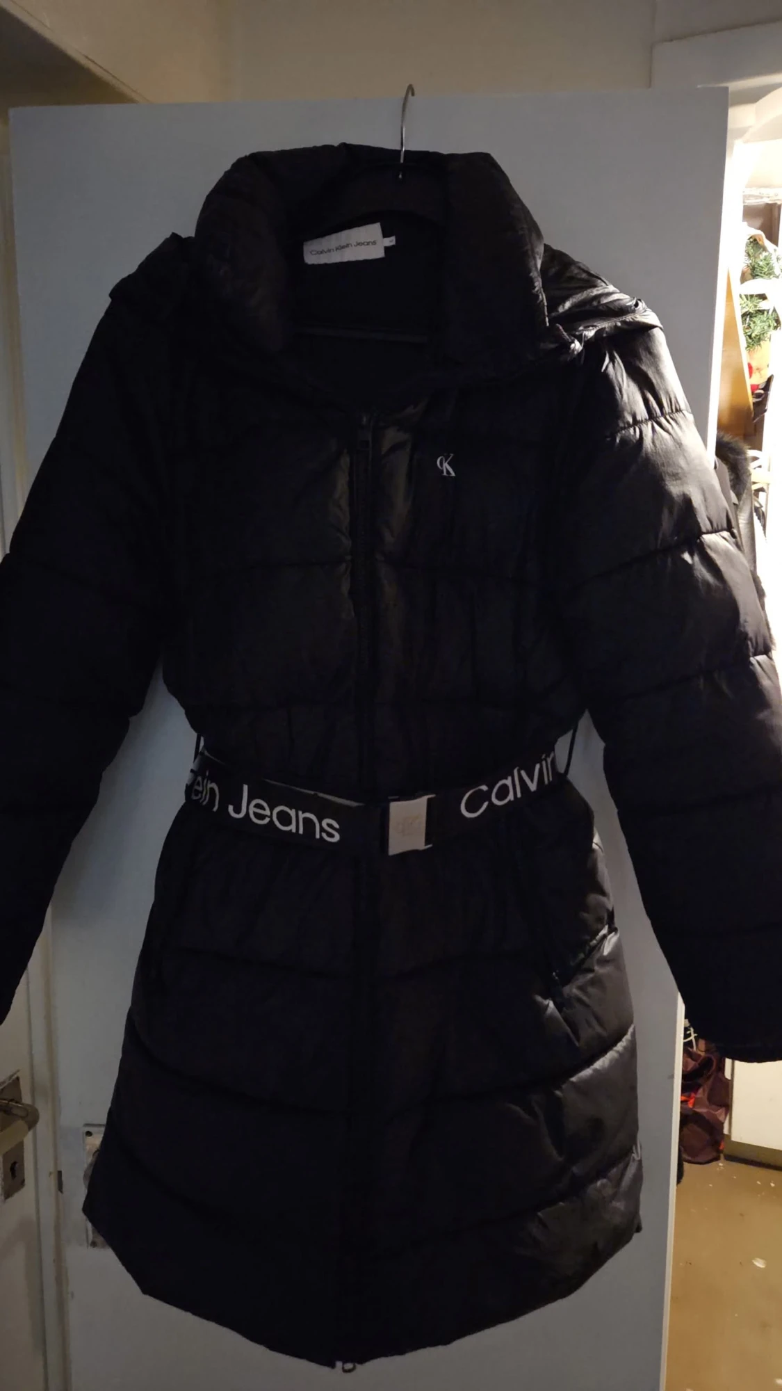 Svart pufferjacka från Calvin Klein