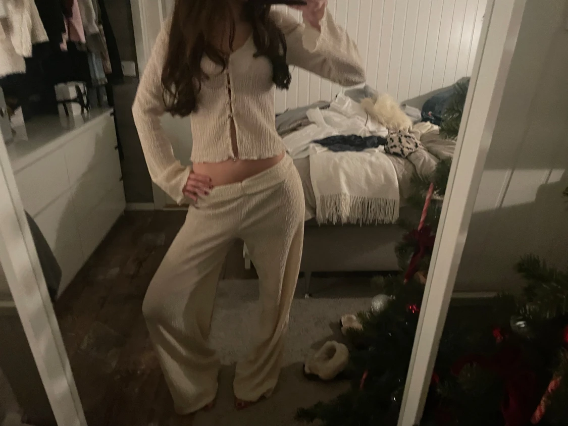 Beiget set med textur - 2