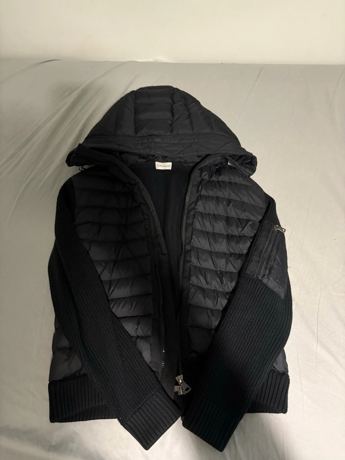 Svart cardigan från Moncler