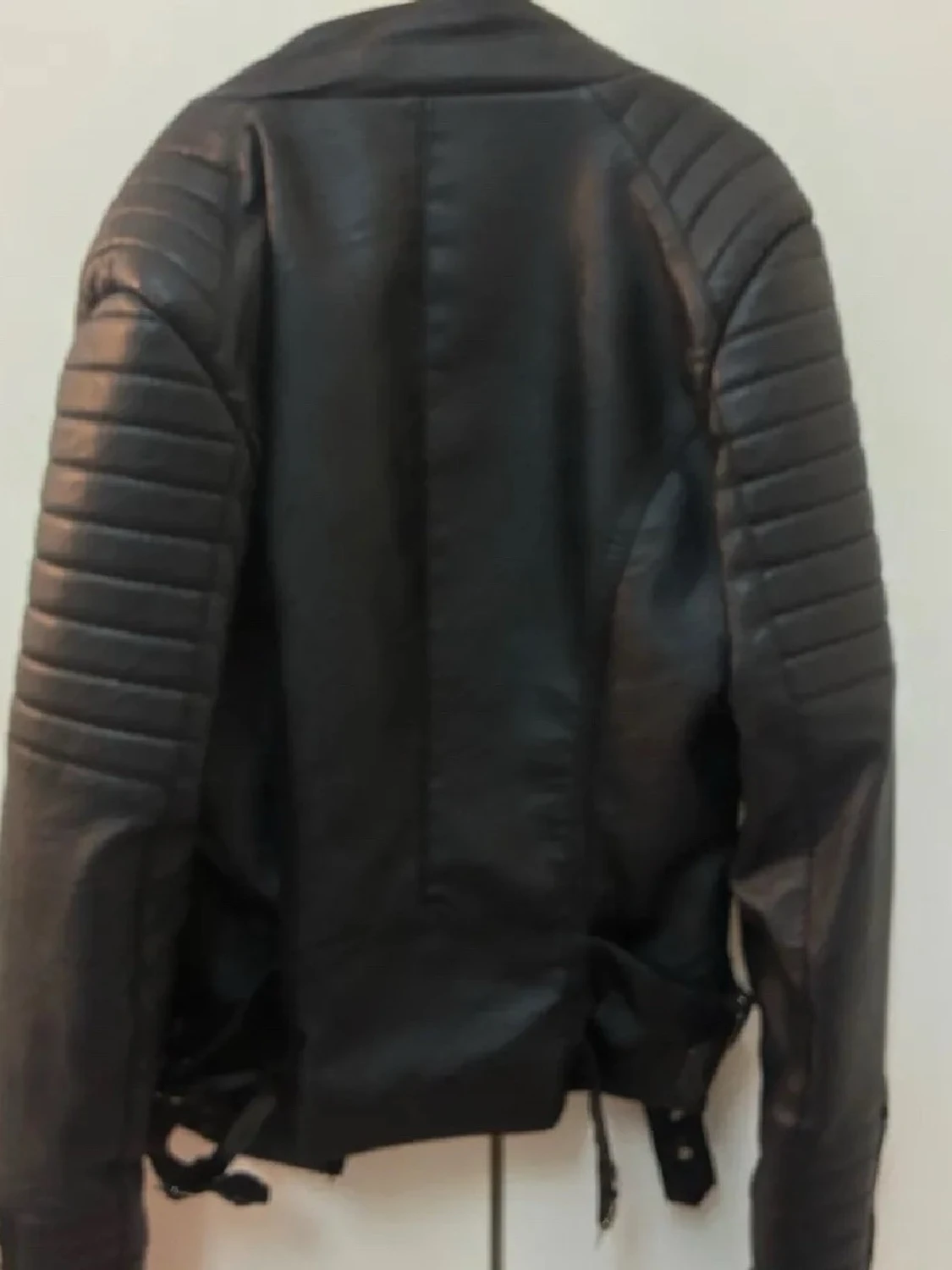 Svart skinnjacka från Voyelles - 1