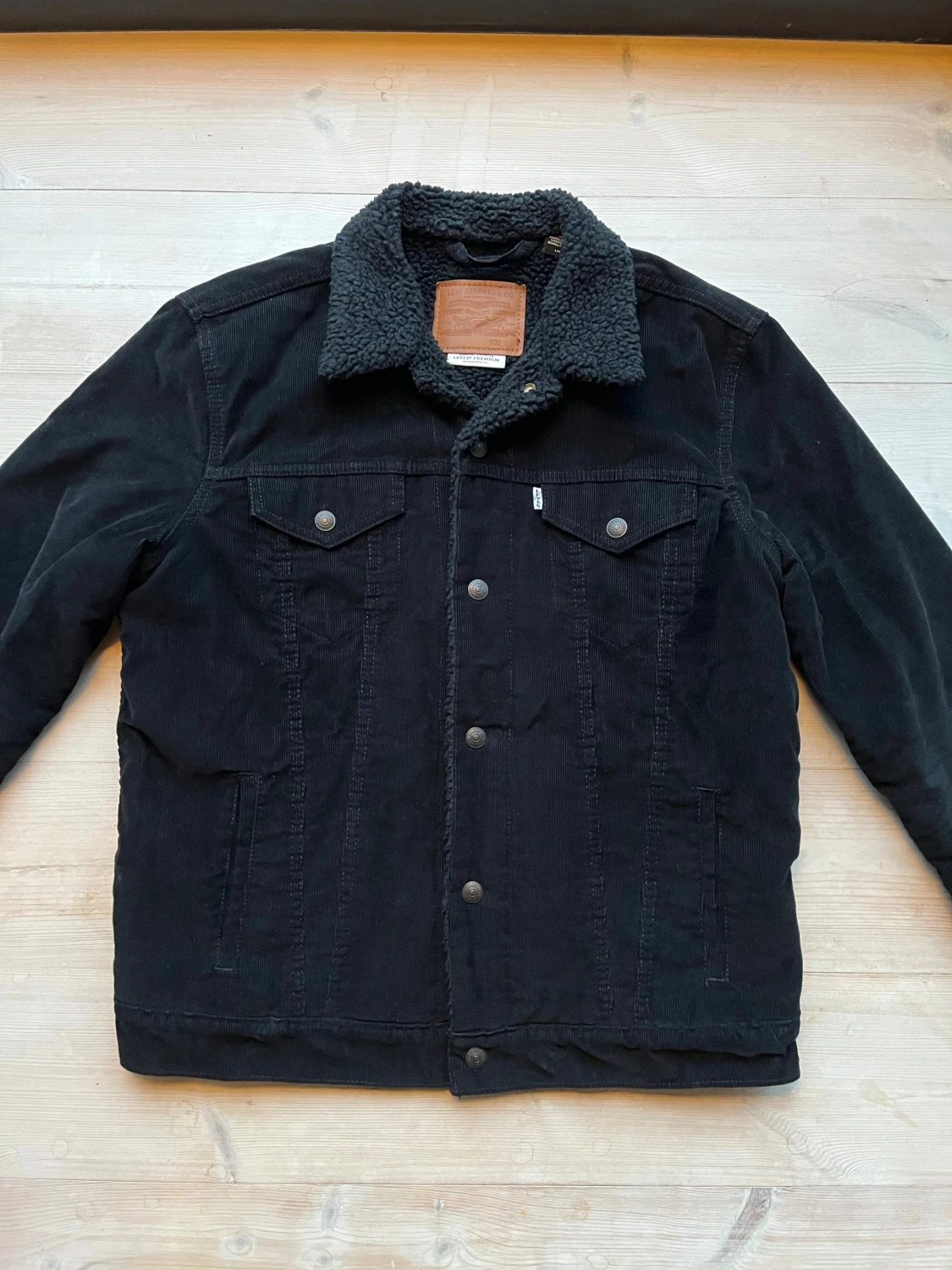 Svart teddyjacka i Manchester från Levi's Premium - 2