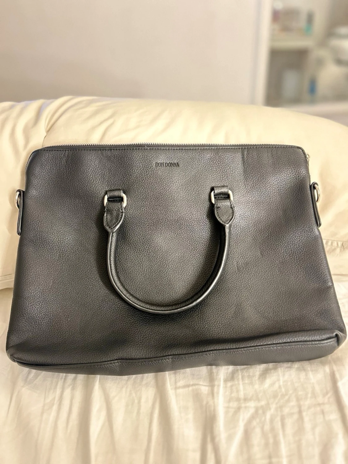 Svart handväska från Don Donna - 1