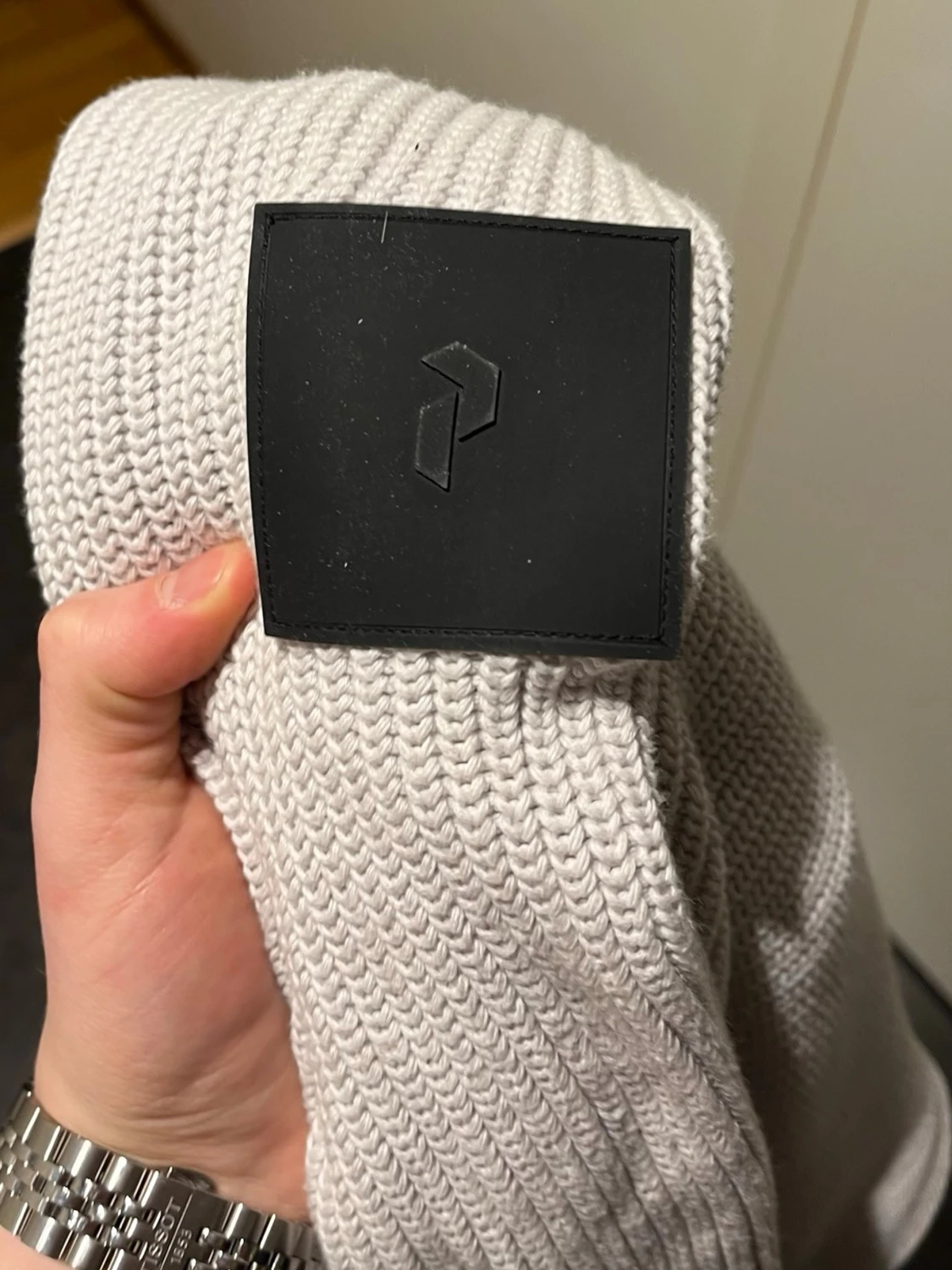 Cardigan ifrån Peak Performance  - 3