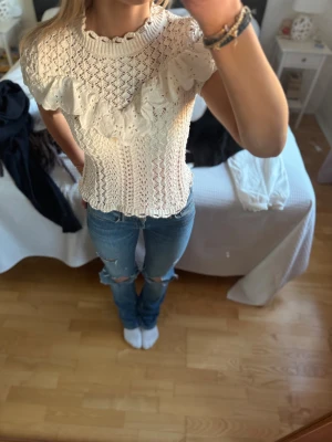 Virkad topp - Zara - Jättefin virkad topp från Zara! Nästan aldrig använd💕