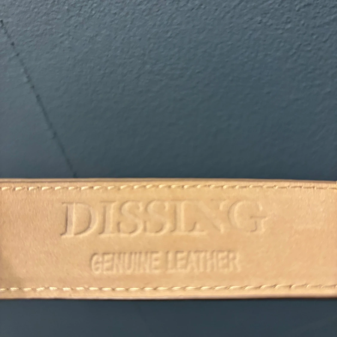 Beige mockabälte från Dissing 115 cm - 3