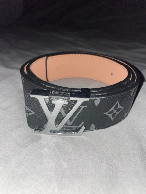 Bälte herr  - Väldigt väldigt bra skick! Pris kan diskuteras 