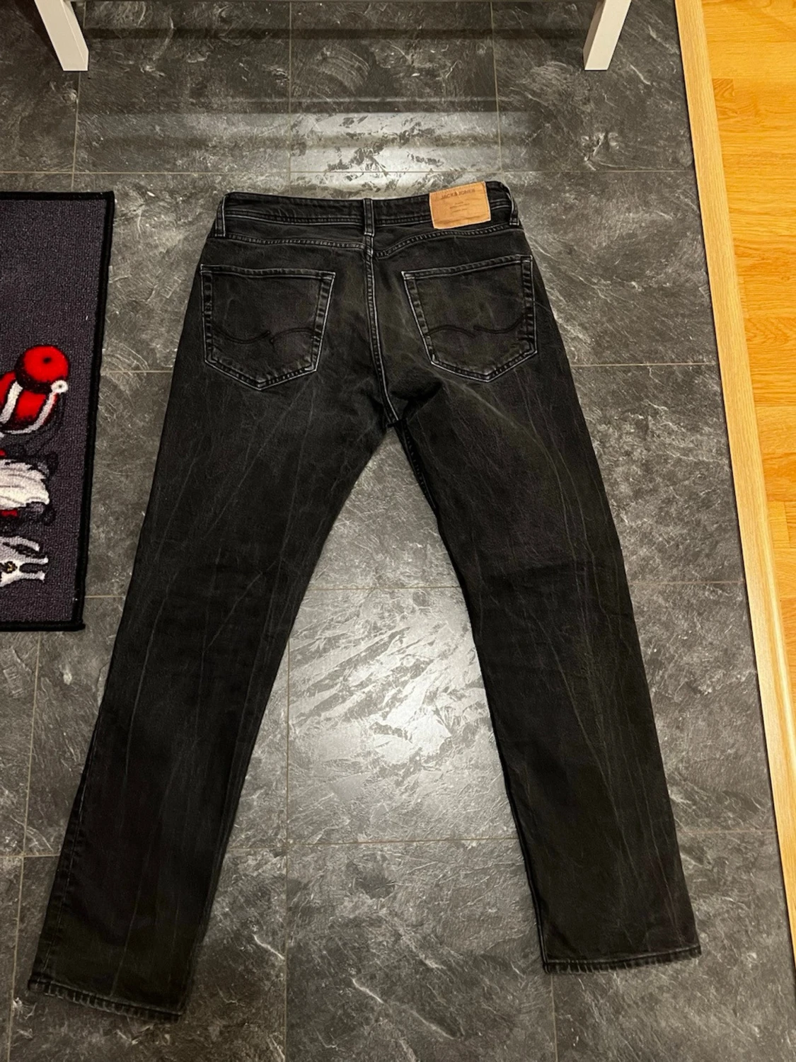 Svarta jeans från Jack & Jones - 2