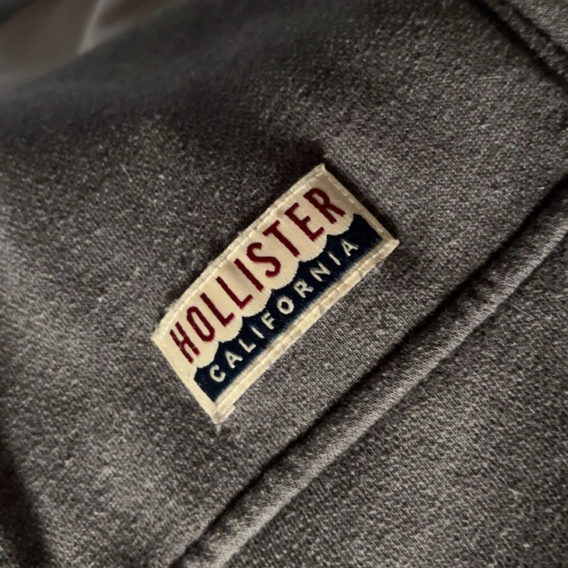 Grå teddyjacka från Hollister - 2
