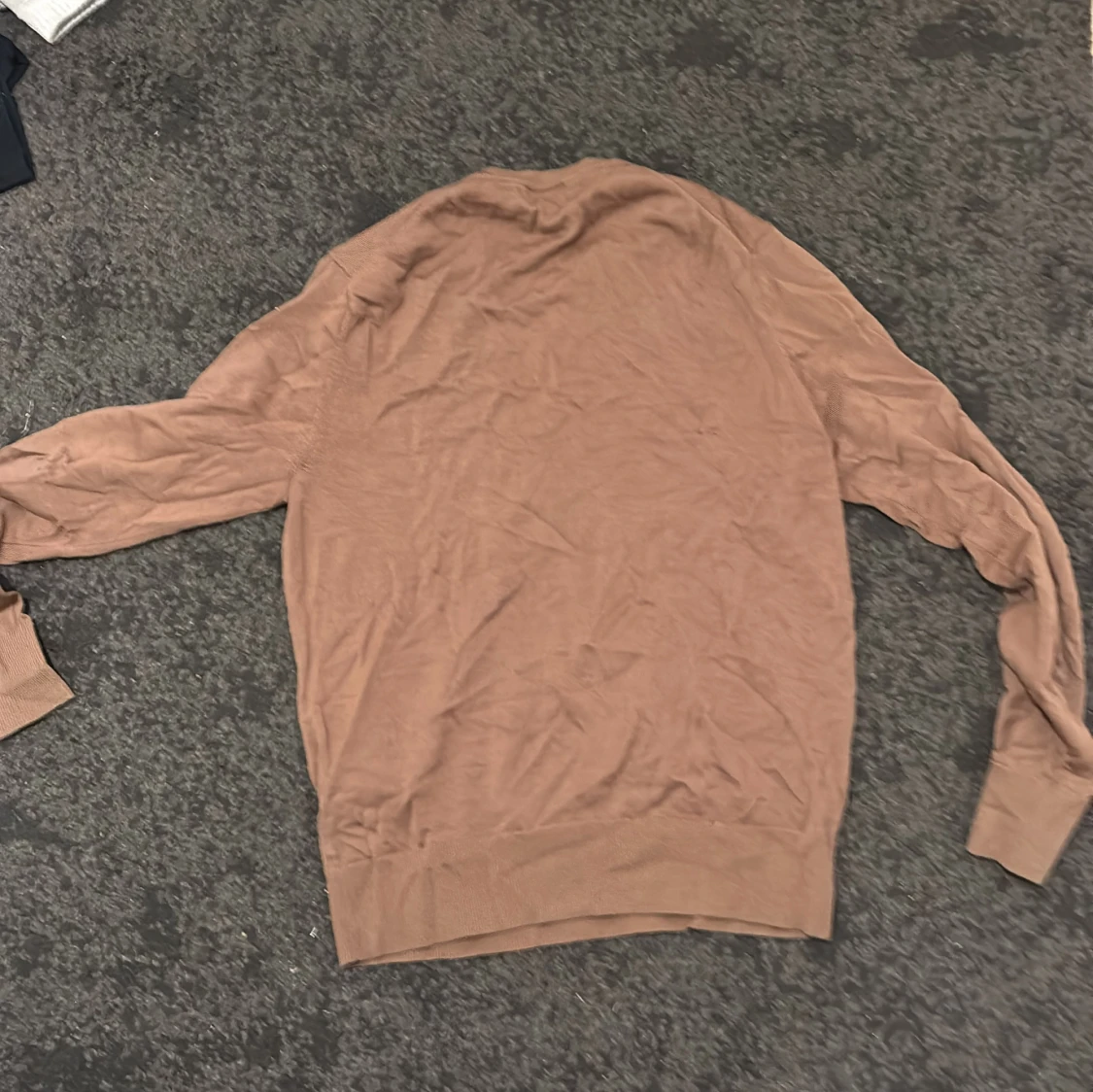 Beige stickad tröja från Uniqlo XS - 2