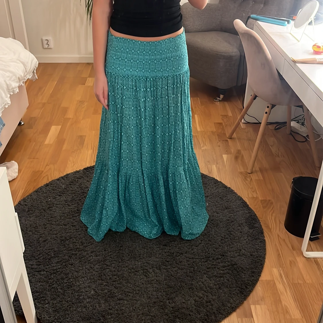 Turkos långkjol från Zara i XS - 1