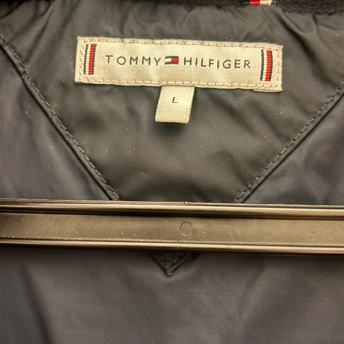 Svart pufferjacka Tommy Hilfiger L - 2