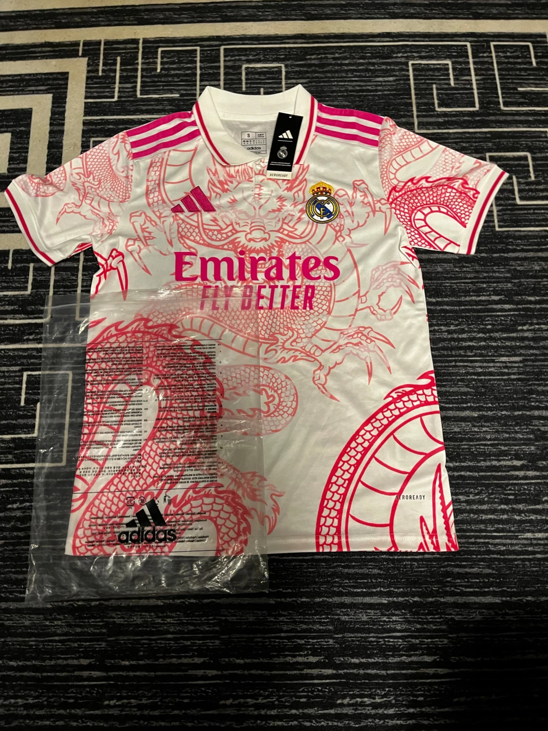 Real Madrid Mbappé draktröja Adidas S