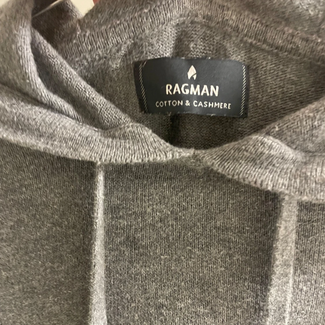 Cashmire hoodie! - 3