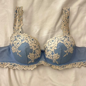 Intimissimi bh - Storlek 75B