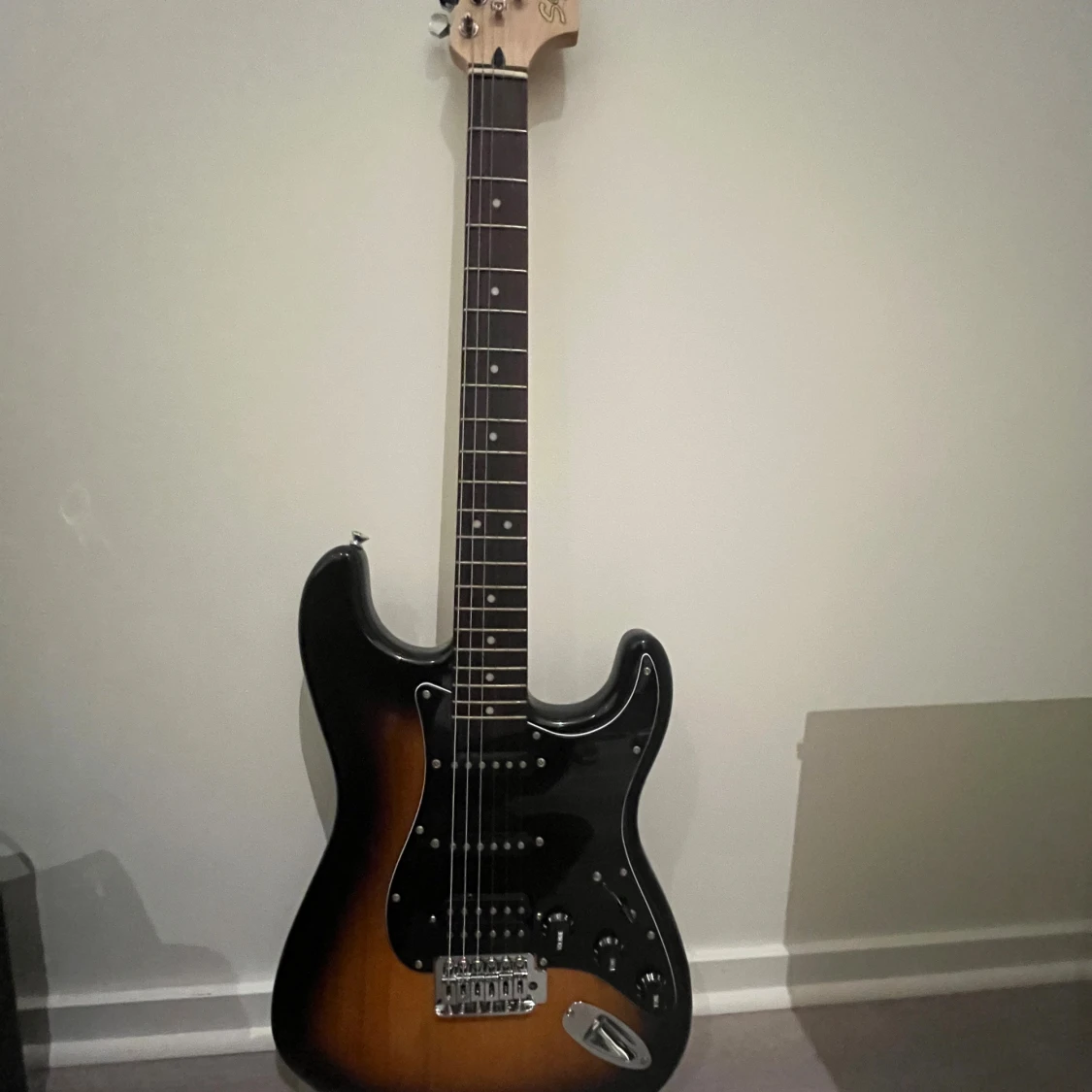 Fender Squier Stratocaster med Fender Frontman 15G förstärkare - 3