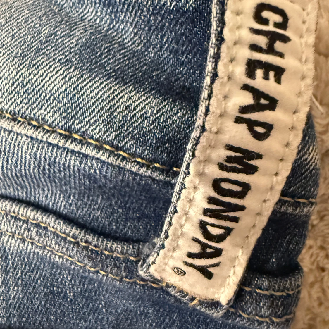 Bootcut jeans från Cheap Monday - 2