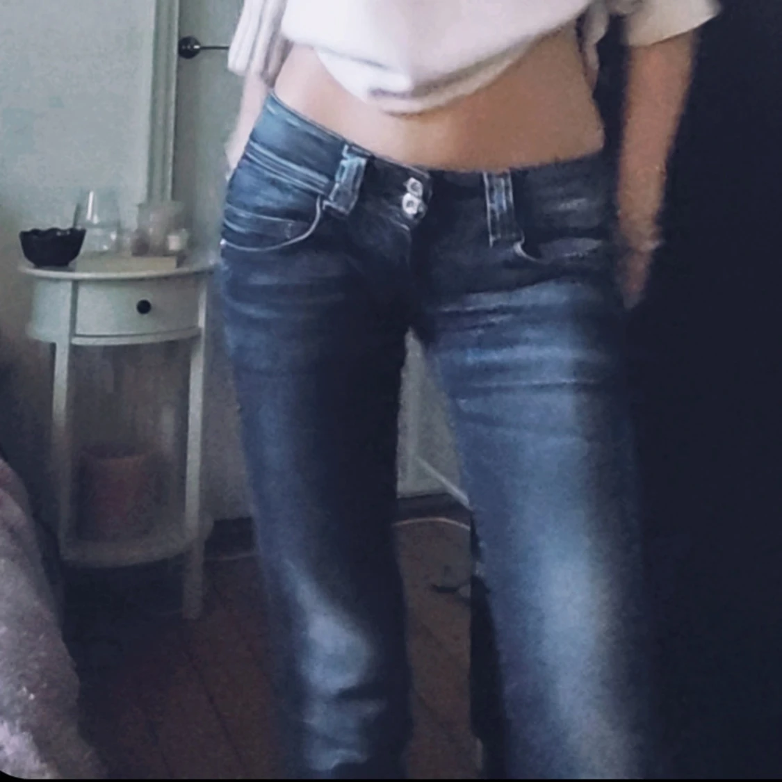 Mörkblå bootcut jeans med låg midja - 4