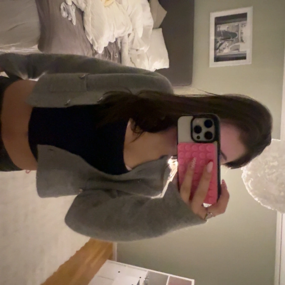 Grå stickad tröja  - 2