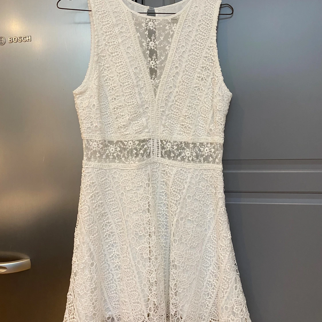 Abercrombie & Fitch vit klänning, storlek M