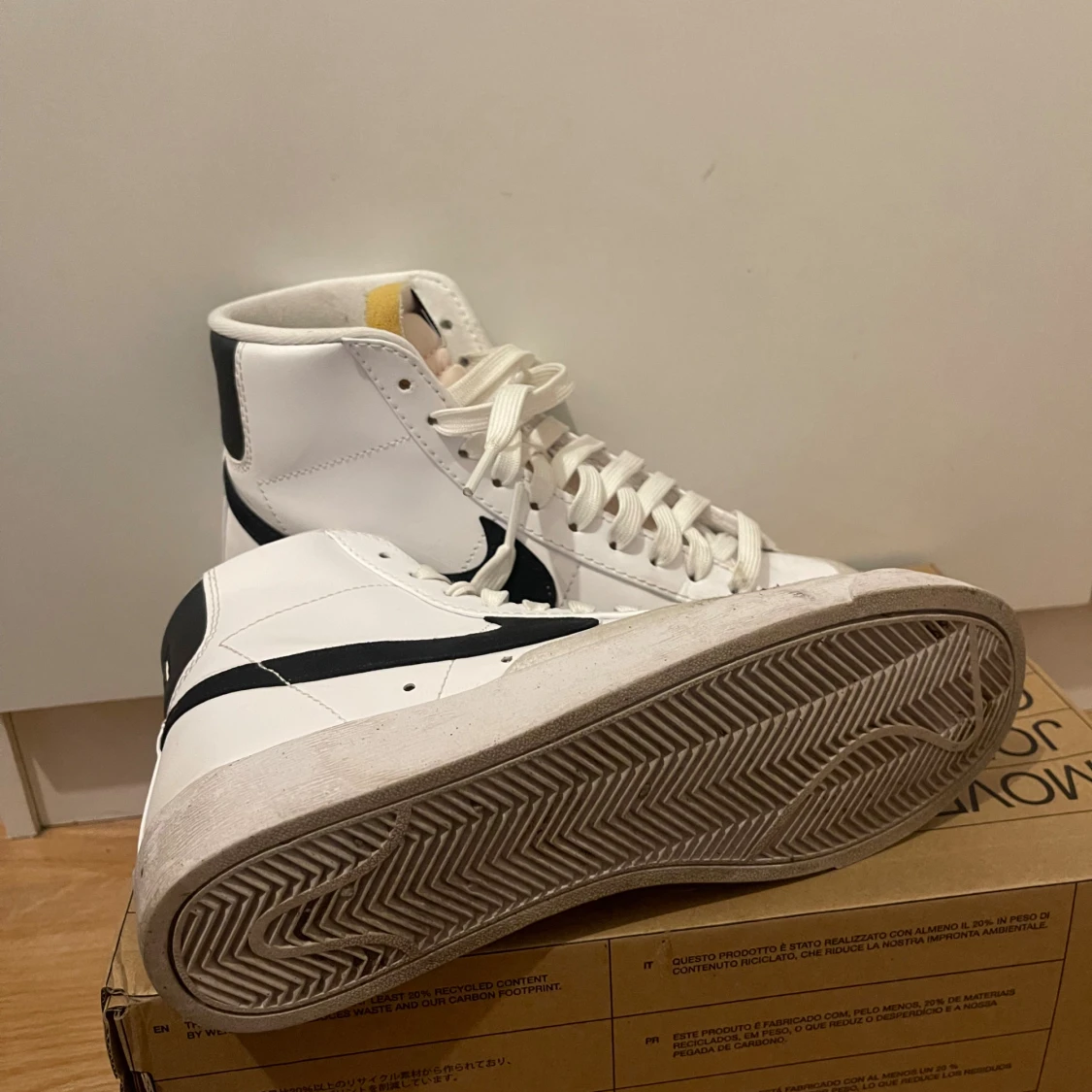 Nike Blazer Mid '77 Next Nature vit/svart - 1