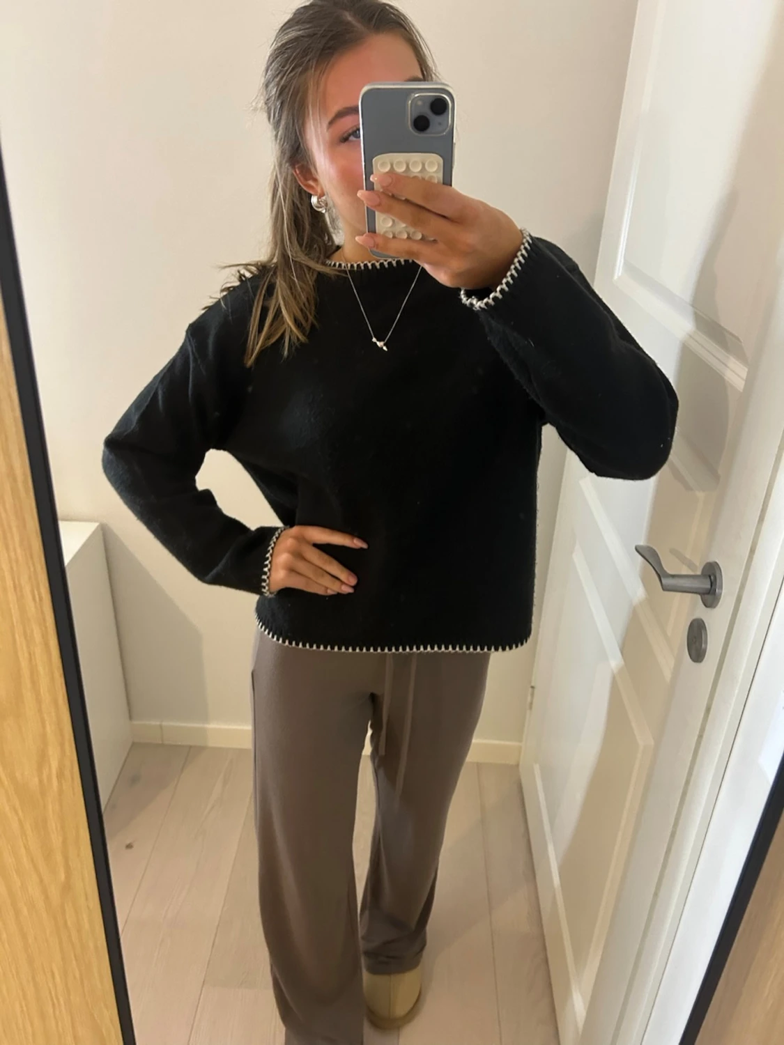 Svart stickad tröja från Primark - 1