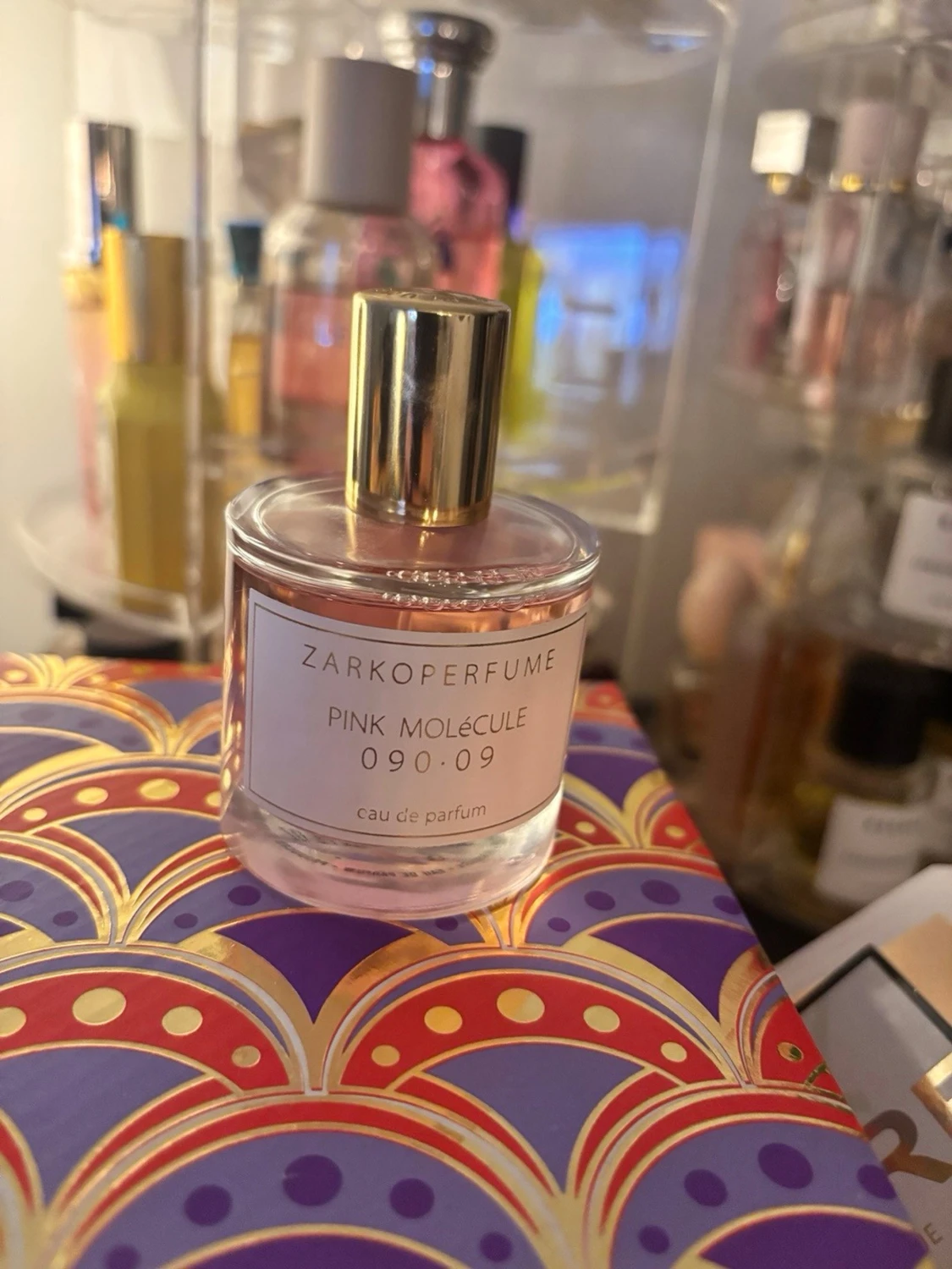 Zarkoperfume pink molecule