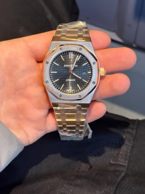 AP Royal Oak Rose Guld  - Super Clone Automatisk movement fullt fungerande, helt ny använd en gång, plasten på baksidan och glaset sitter kvar 