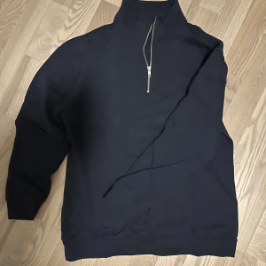 3 st half zips - 3st för 200, 1st för 75