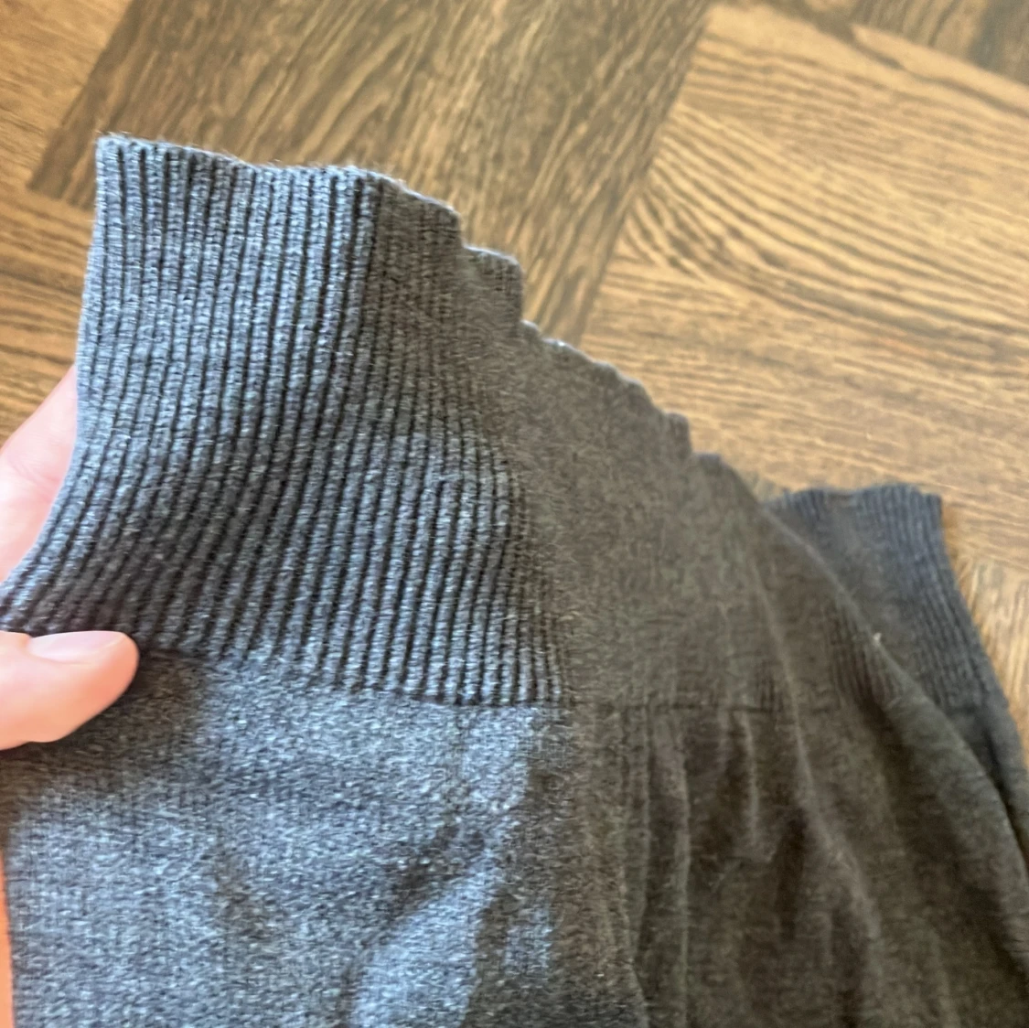 Mörkgrå hoodie i stickad bomull S - 2