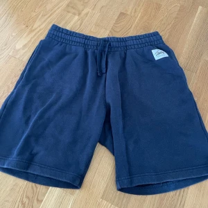 Frank dandy shorts - Mjukis shorts från Frank dandy, strl M. Använda men i god skick! 