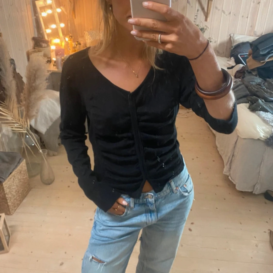 Tröja med figursydd midja