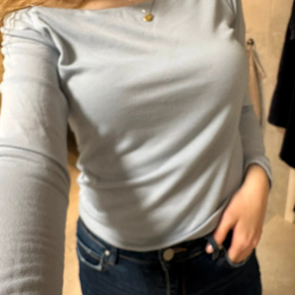 Ljusblå offshoulder långärmad topp - Gina tricot stl L - 1