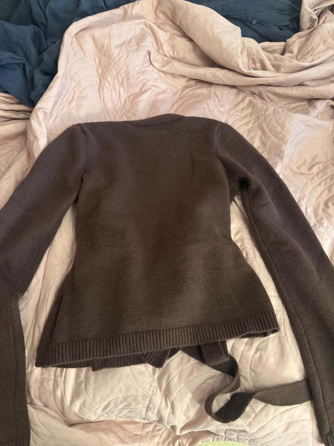 Brun  kofta med knytband - 1