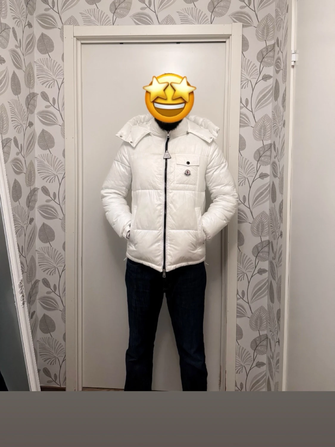 Vit pufferjacka från Moncler - 2
