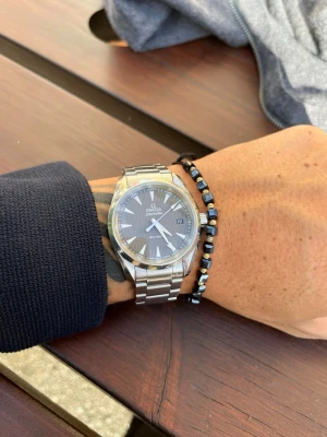 Omega klocka  - Fräsch ny omega klocka AUTENTISERING HAR GJORTS! Ny pris 33000. MÖTS BARA ‼️