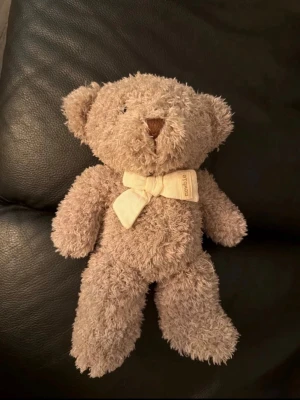 Nallebjörn newbie gosedjur - Helt ny fåt som present. Perfekta julklappen