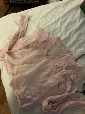 Rosa blus  - Storlek 158/164