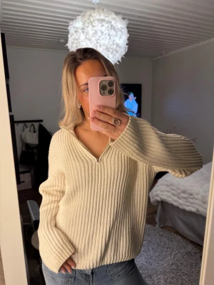 half zip - jättefin tröja från nakd💕