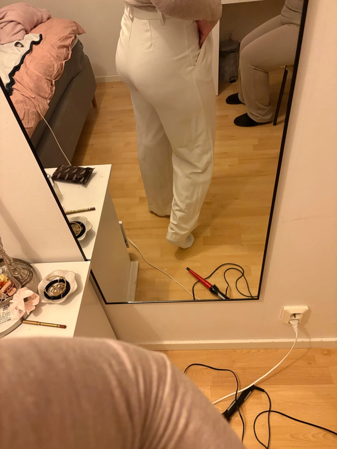 Vita kostymbyxor med hög midja - 2