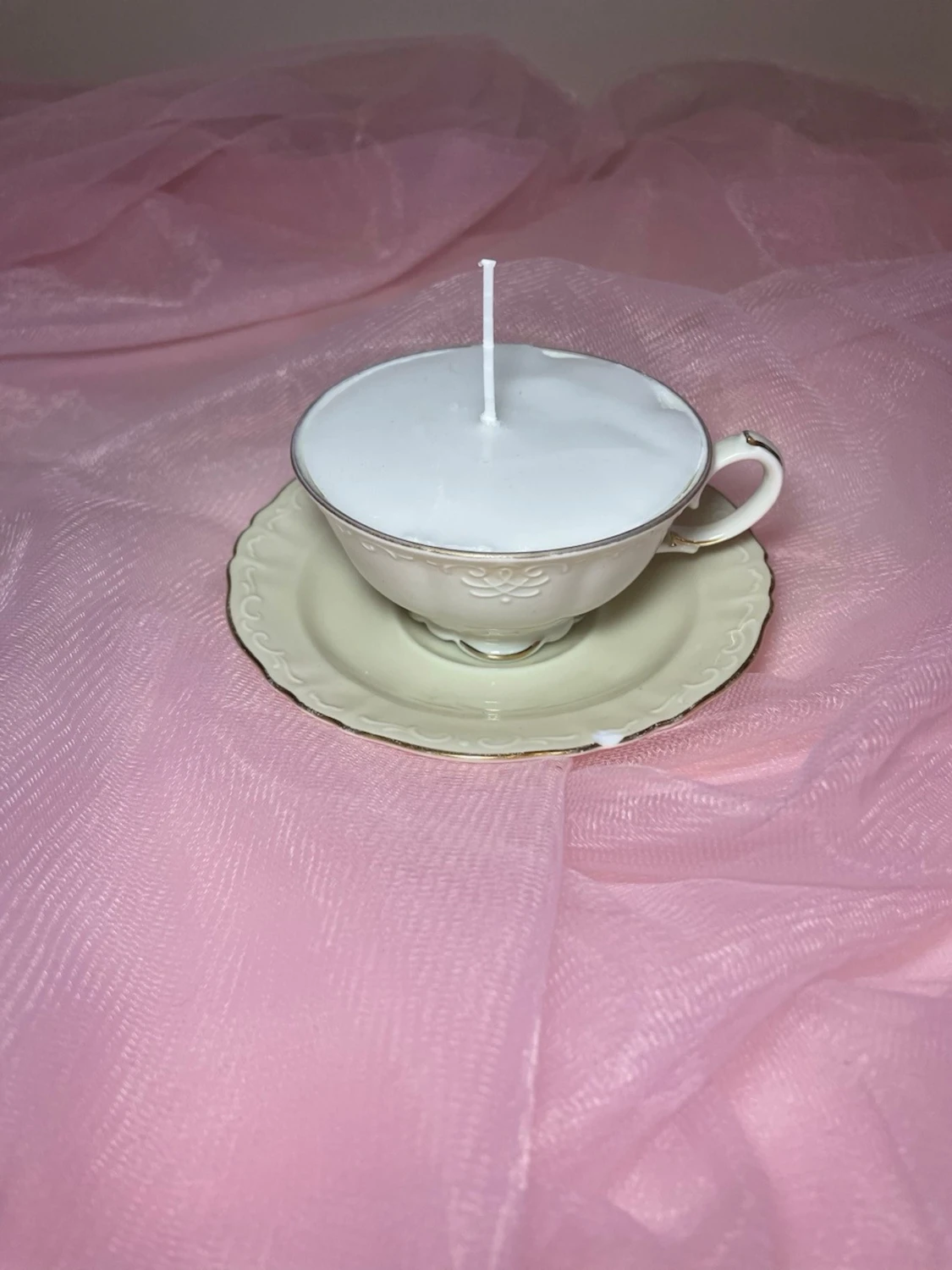 Doftljus i en tekopp i en vit färg nr 1  - 2